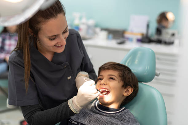Best Emergency Tooth Extraction  in Red Bay, AL